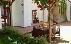 Secret Garden Apartment